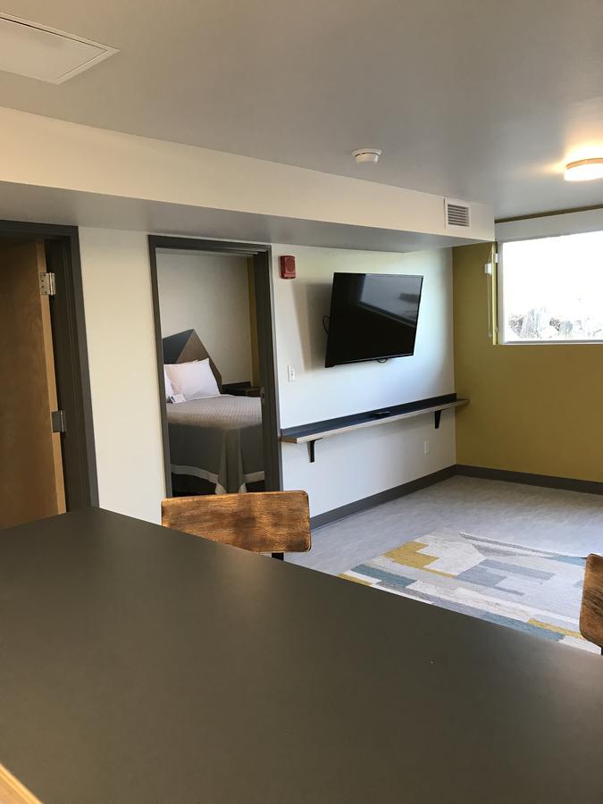 The Nest Hotel Рапид Сити Екстериор снимка